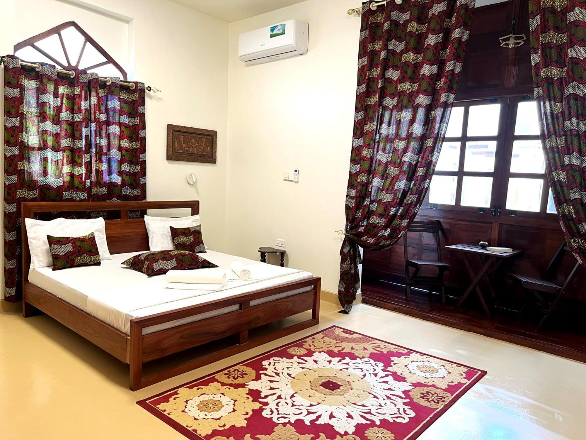 Treasures Of House Zanzibar