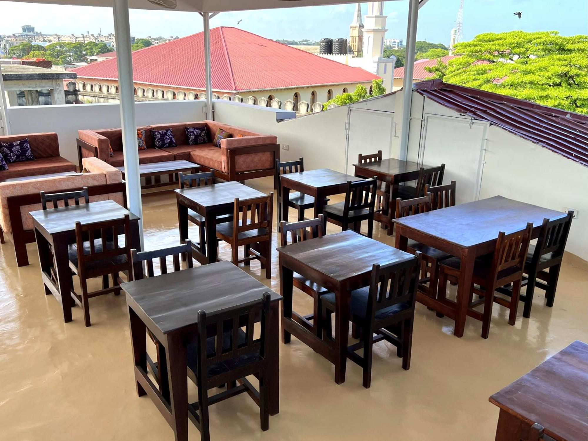 Treasures Of House Zanzibar